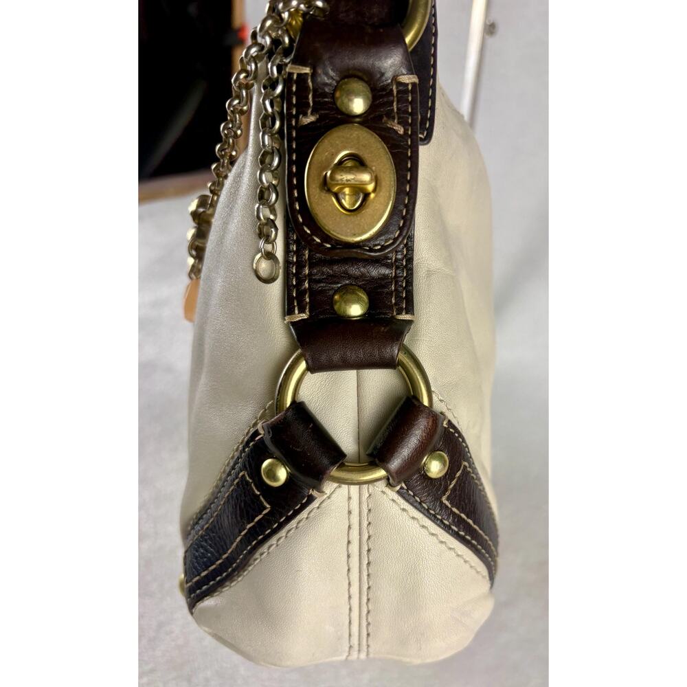 Coach Carly Hobo in Cream/Ivory with Chain - Picture 6 of 16
